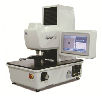 Automatický tvrdoměr FLV-50ARS-F s programově řízeným stolkem, zatížení 50 gf - 50 kgf