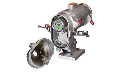 Obr. 2 Integrovaný pyrometr Endurance v termoplášti